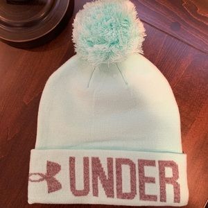Under Armour Pom Pom Hat